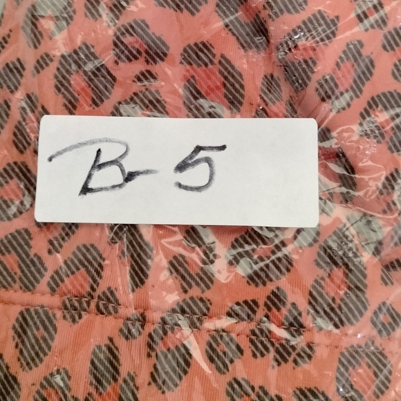 ZYIA Active Rust Leopard Shoulder Sports Bra Lace Racerback Comfy Sz XL - Picture 10 of 10